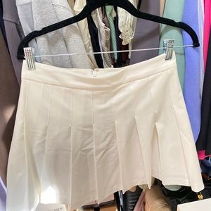 Mini pleated skirt